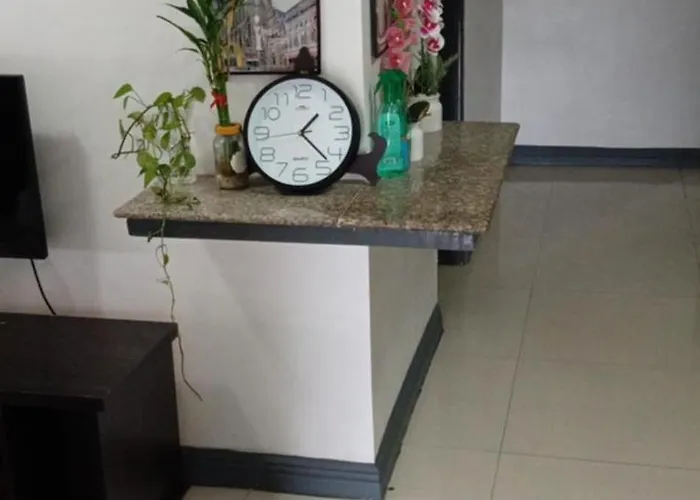 Birch Tower - 1br With Balcony Manila